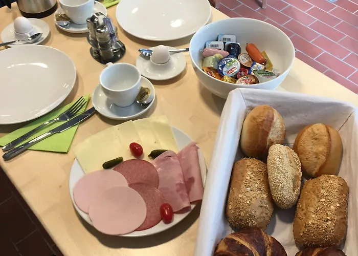 Zum Armen Mann Oda ve Kahvaltı