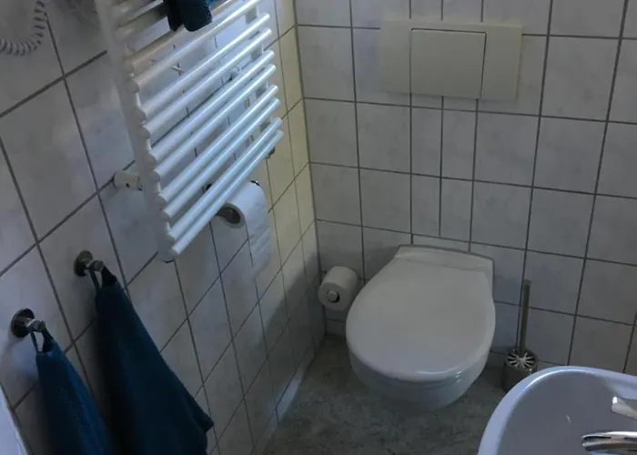 Zum Armen Mann Oda ve Kahvaltı Düsseldorf