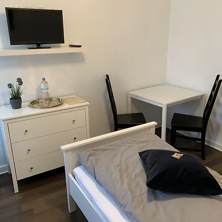 Zum Armen Mann 住宿加早餐酒店