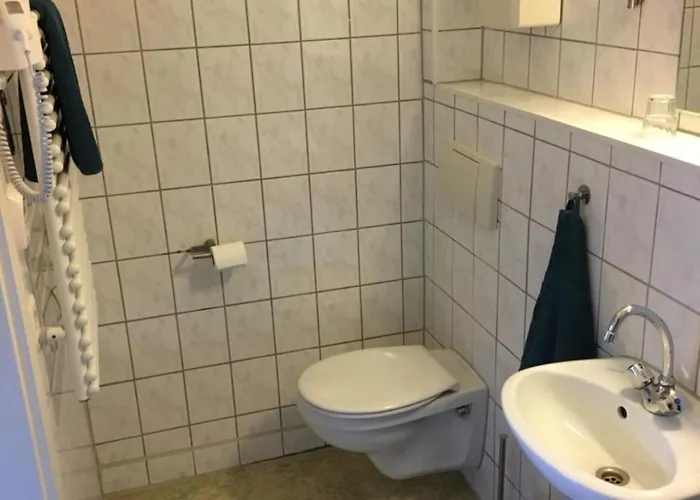 Bed and Breakfast Zum Armen Mann Ντίσελντορφ